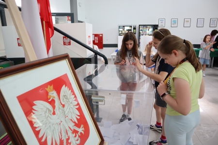 Społeczność SP 396 wybrała Patrona Szkoły!